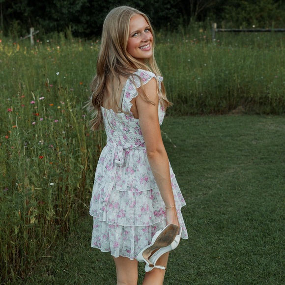 Meet your Posher, Emily Ray - Picture 1 of 1